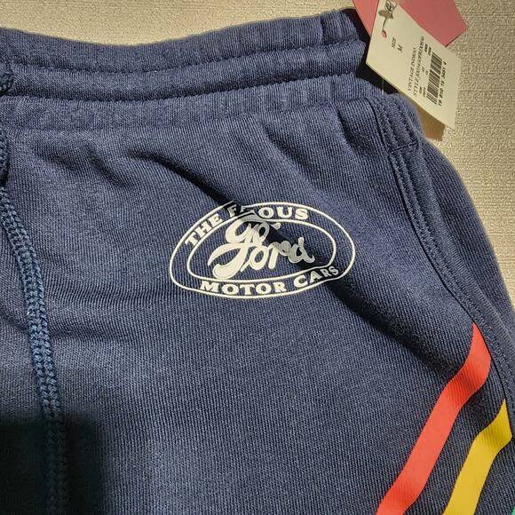 Ford motors jogger shorts women's medium - Picture 2 of 6